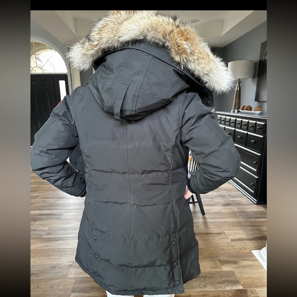 Canada Goose SHELBURNE PARKA WITH COYOTE FUR TRIM IN BLACK - Picture 3 of 11